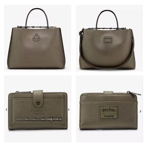 Loungefly Harry Potter Black Gold Pebble Texture Elder Wand Handbag & Wallet